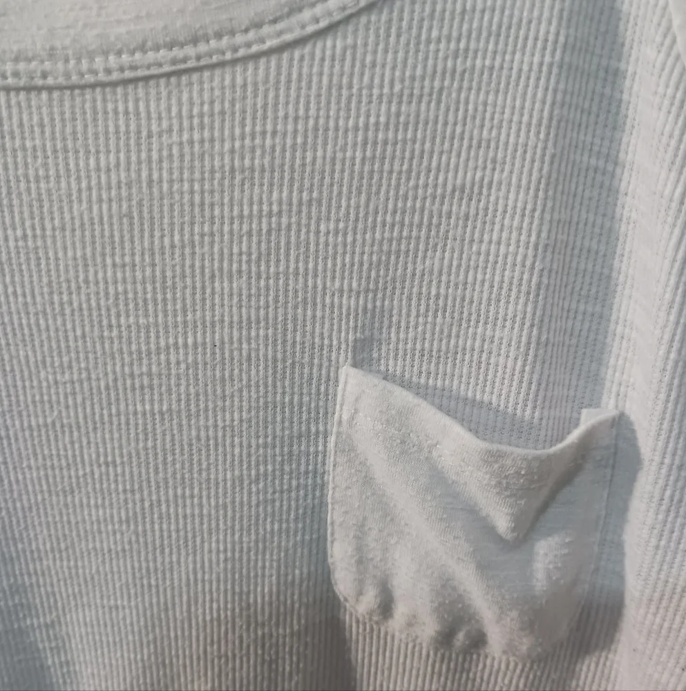 No Boundaries Women Pocket Basic Long Sleeve Shirt - Picture 3 of 8